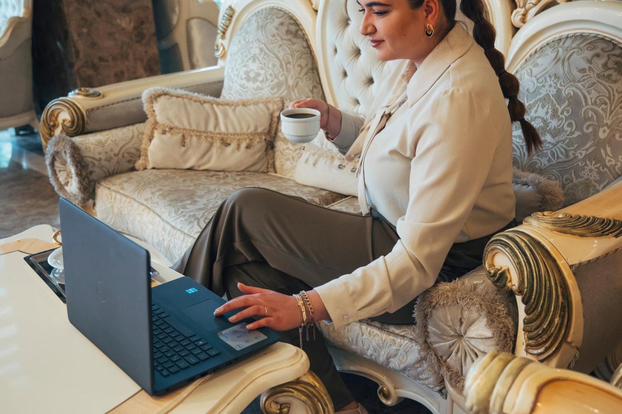 Royal Mersin Otel מראה חיצוני תמונה