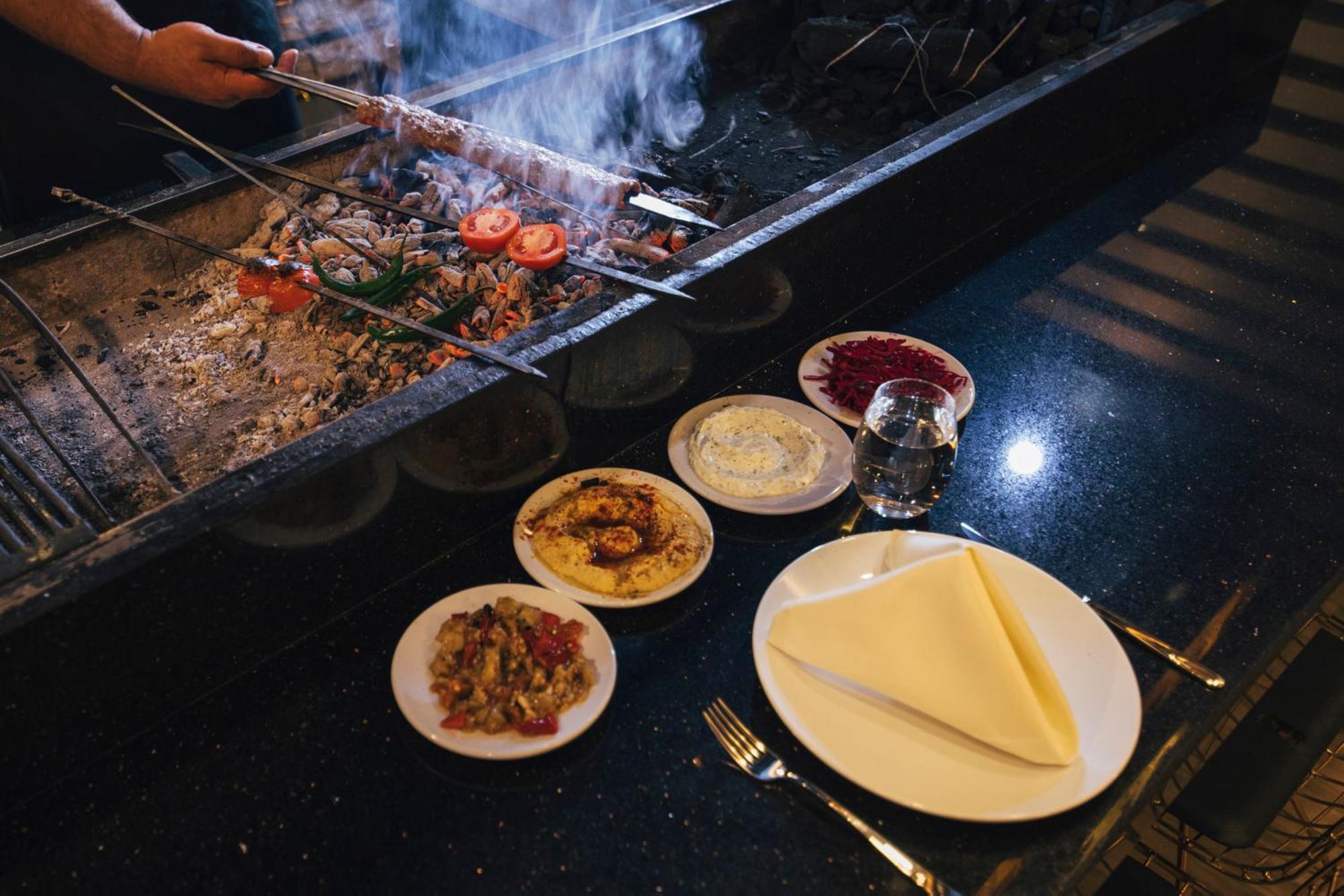 Royal Mersin Otel מראה חיצוני תמונה